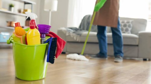Mopping the floor; cleaning services